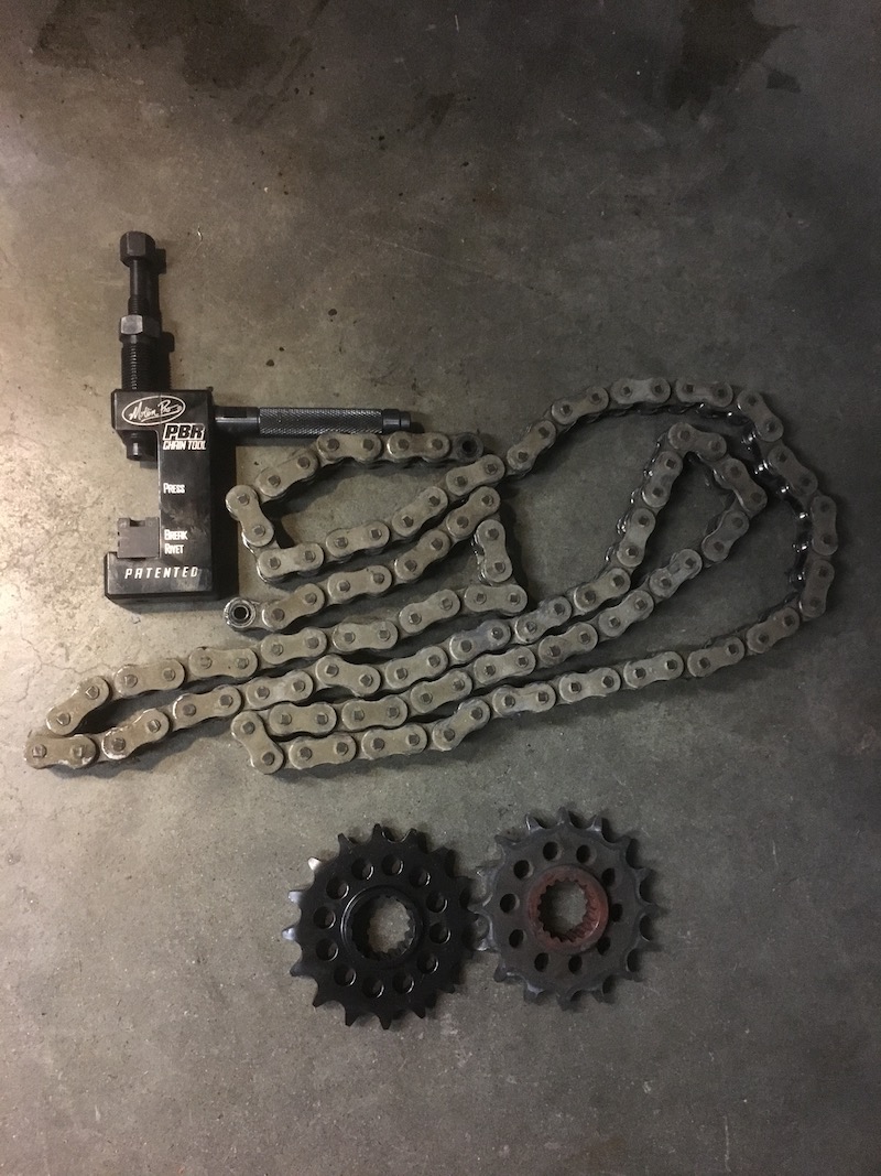 Chain and Sprockets 04