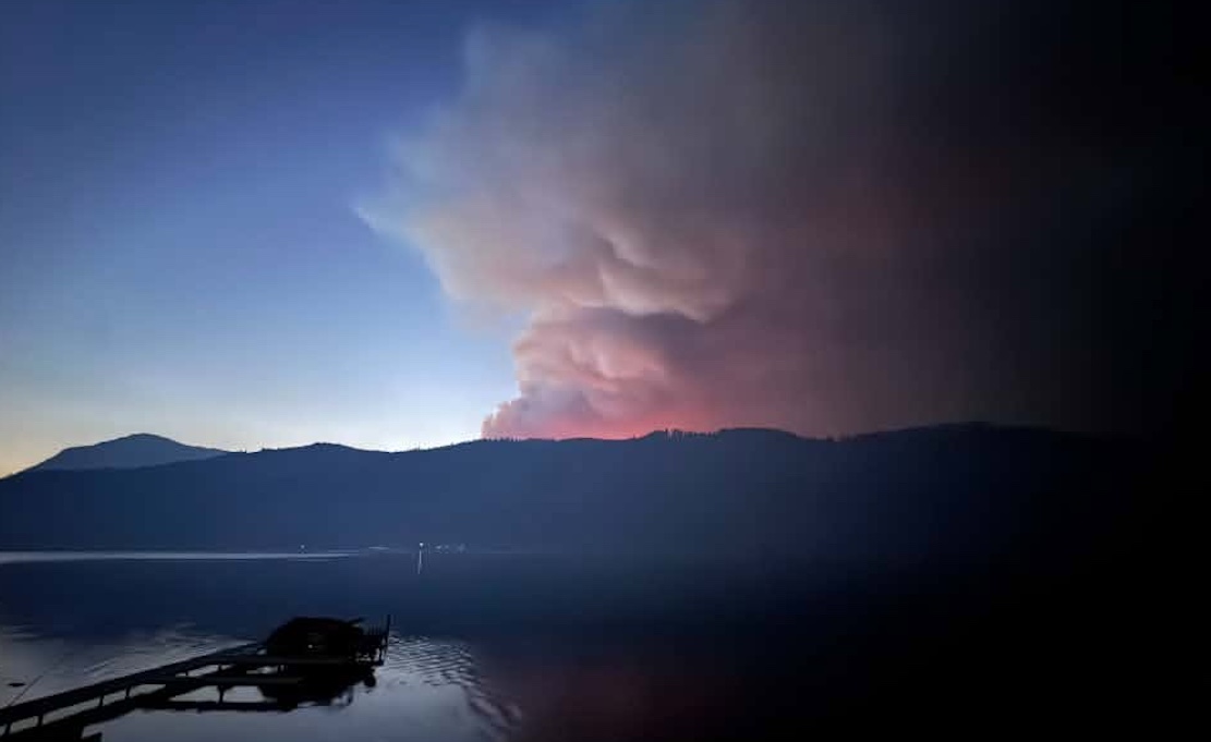 The Little Giant Fire as seen from Fish Lake